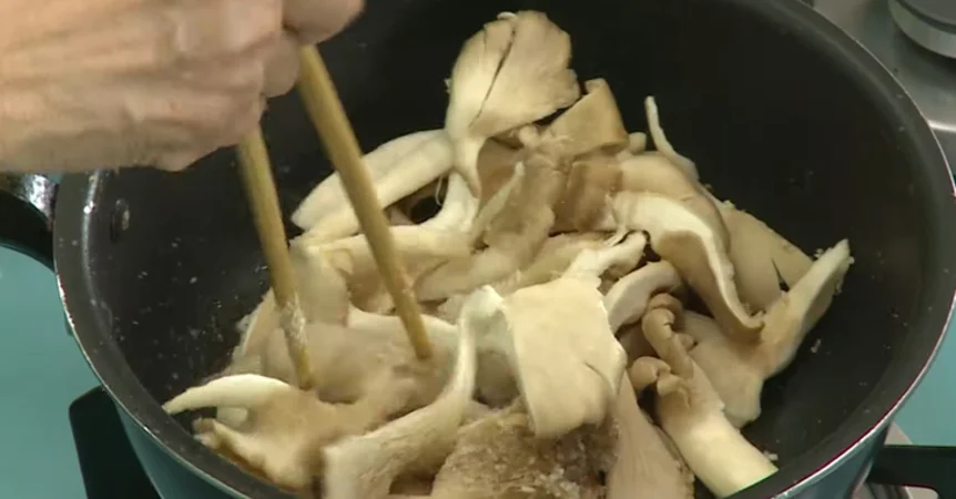 cach-nau-bun-ken-vegetarian-thom-ngon-sieu-don-gian-cho-5