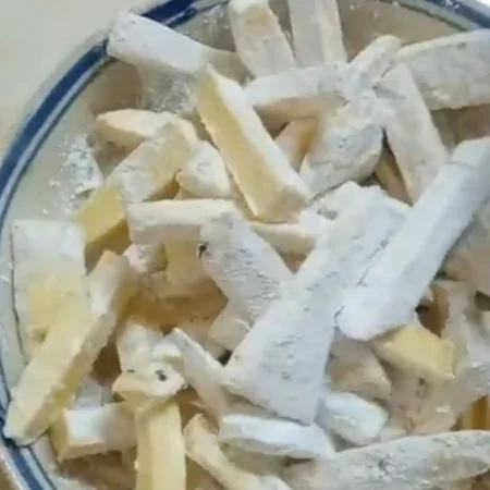 lan-bot-va-chien-khoai-lang-4