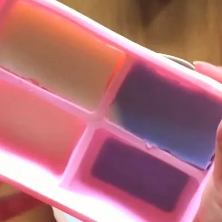 pha-gelatin-va-do-khuon-sua-sua-deo-8
